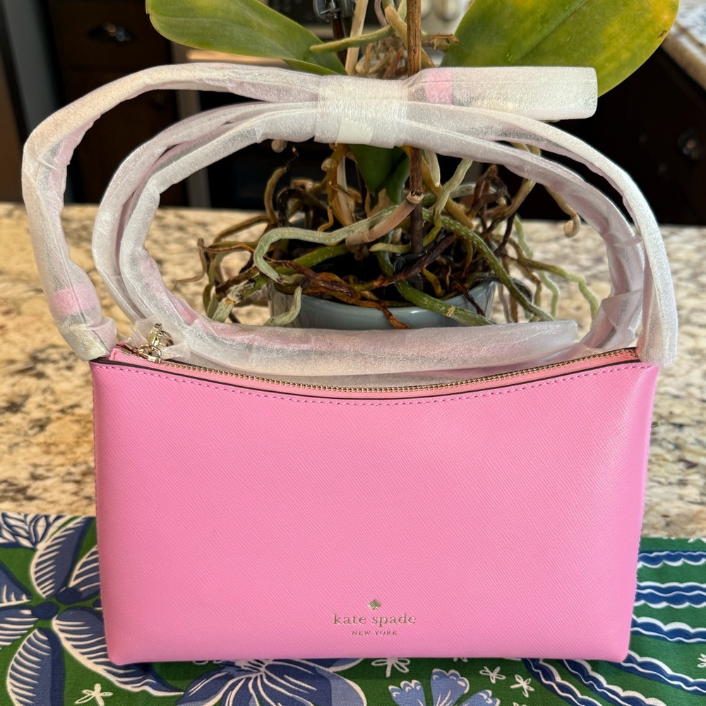 New kate spade new york Sadie Leather Crossbody In Surf Pink #KE594